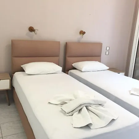 Vogiatzi Skiathos-Stadt