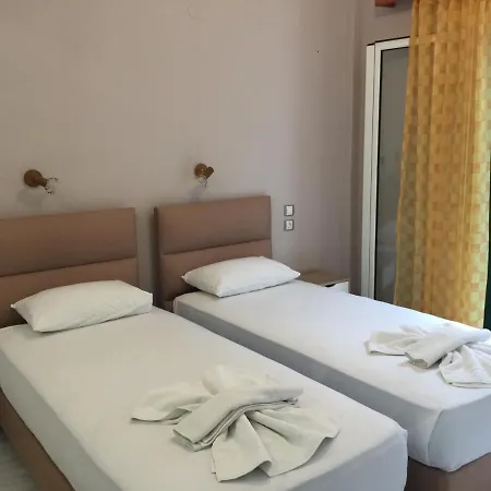 Vogiatzi Skiathos-Stadt